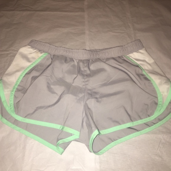 💚Running Shorts💚 - Picture 1 of 6